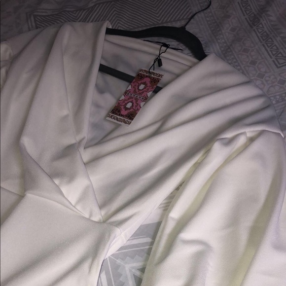 WHITE BODYSUIT - Picture 2 of 3